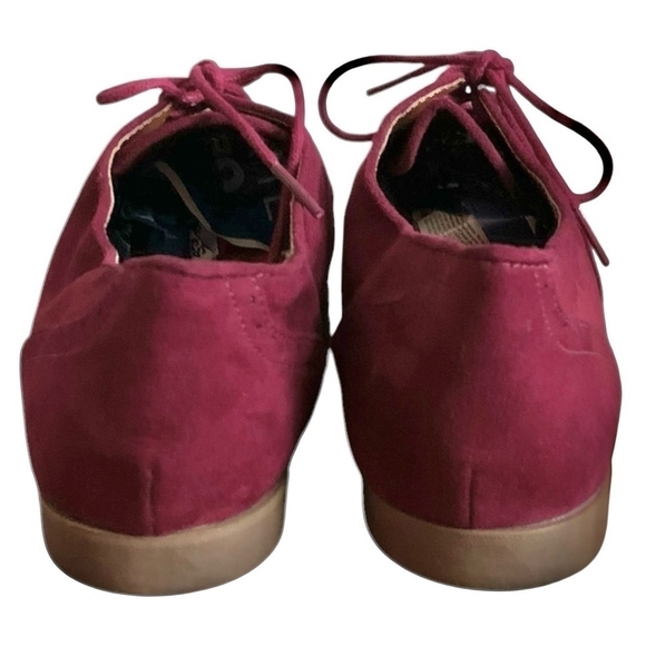 Xhilaration Purple Red Suede Oxford Shoes Women’s Size 10 Lace-Up Flats - Picture 7 of 11